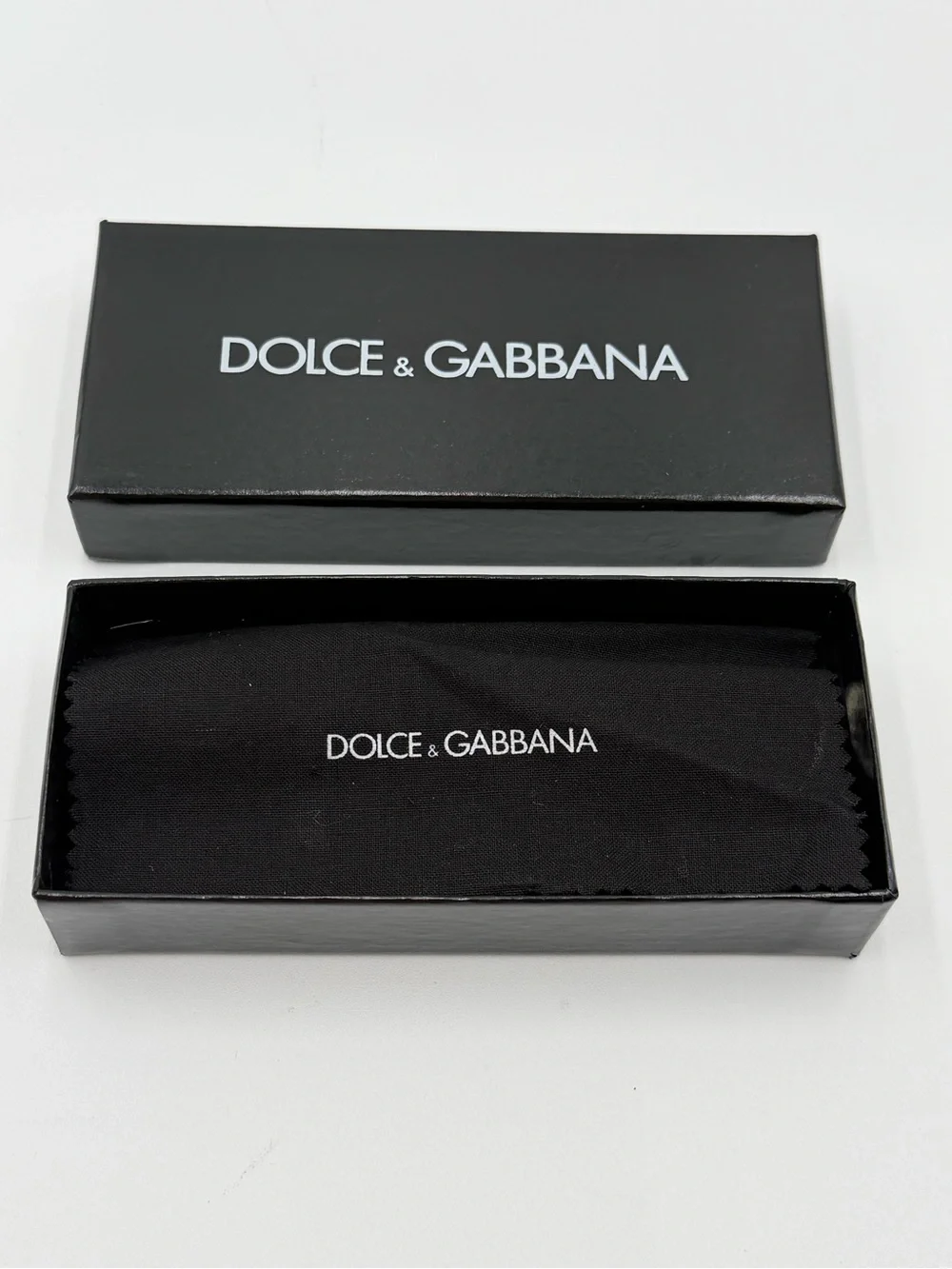 Dolce & Gabbana BP1370 Black Leather Valet Keychain Box Set